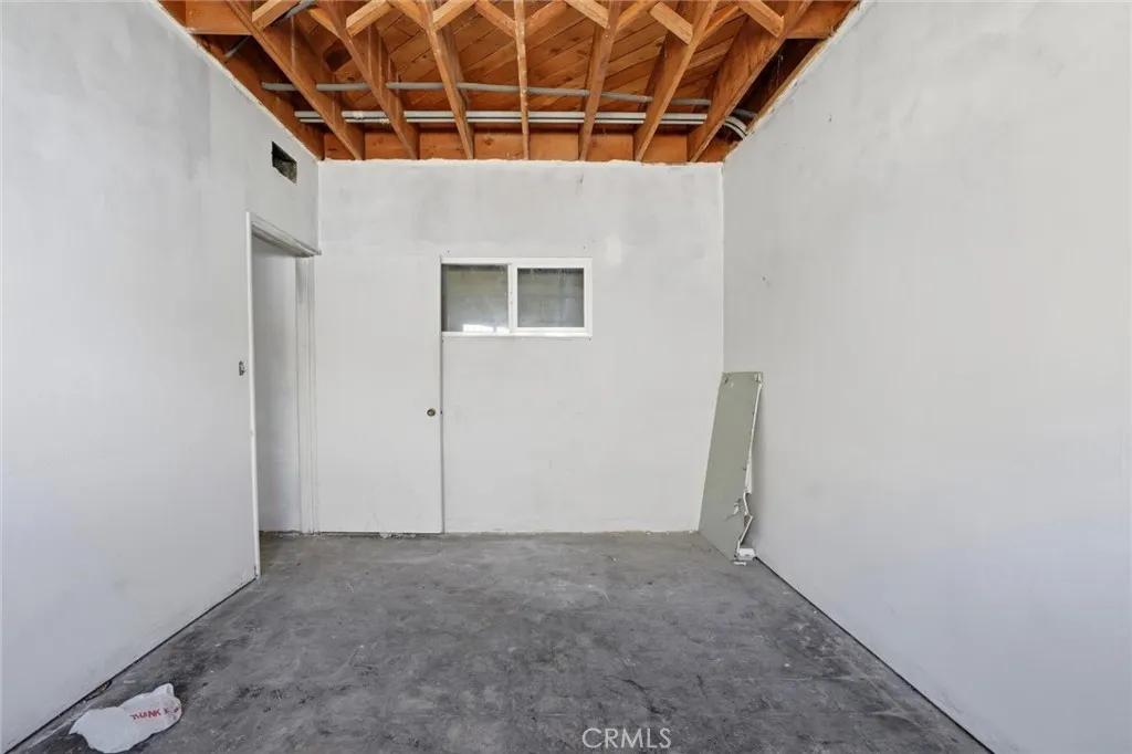 Additional image 93 of 105 S Locust Street, Inglewood, CA 90301