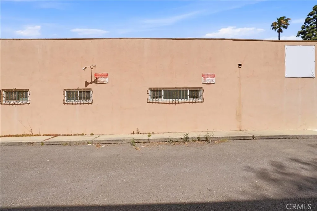 Additional image 61 of 105 S Locust Street, Inglewood, CA 90301