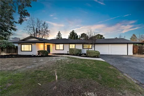 1232 W Mesa Avenue, Fresno, CA MLS: FR25074241