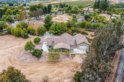 37430 Avenida Chapala, Temecula, CA MLS: SW25100787