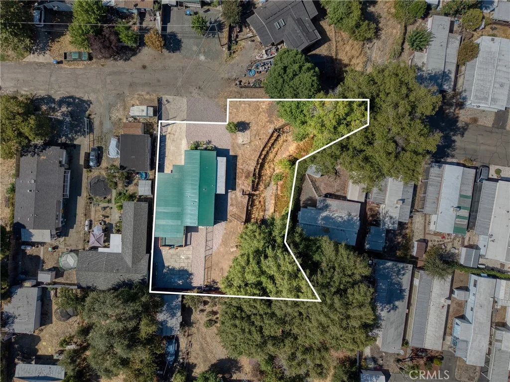 4434 Bush St, Lucerne, CA 95458
