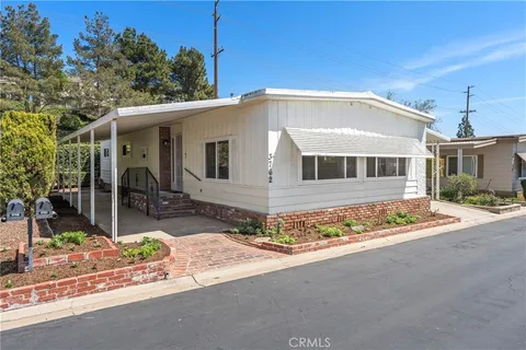 3762 Lake Grove Drive Unit 19, Yorba Linda, CA 92886 - MLS#: OC25078092