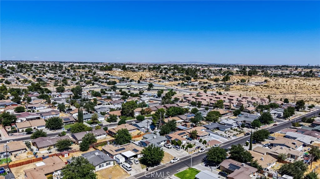 14378 Mojave Dr, Victorville, CA 92395