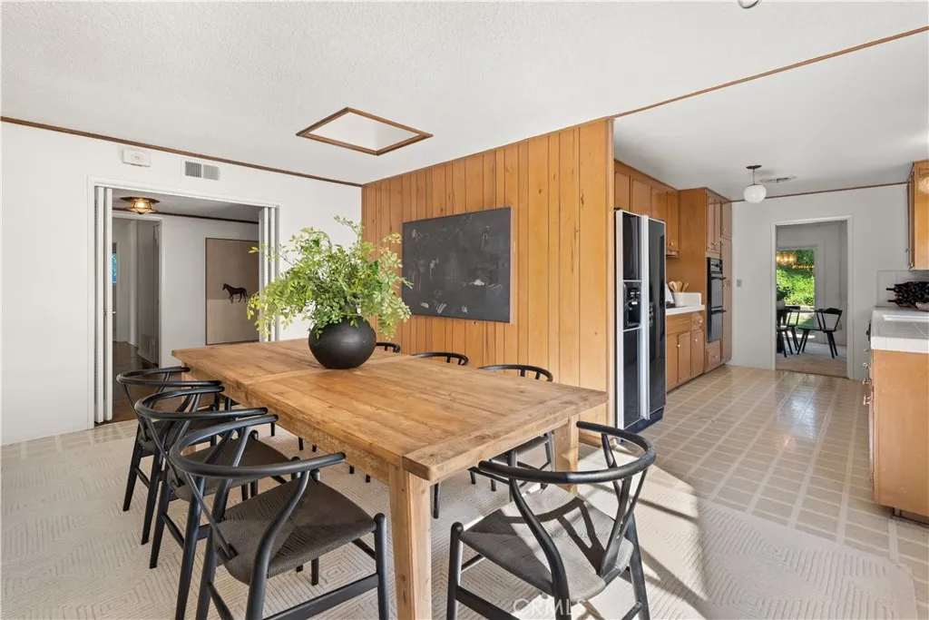 Additional image 12 of 20631 Romar St, Chatsworth, CA 91311