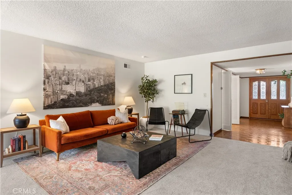 Additional image 7 of 20631 Romar St, Chatsworth, CA 91311