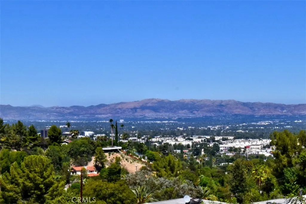 Additional image 88 of 4347 Coronet Drive, Encino, CA 91316