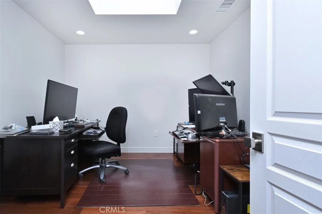 Additional image 20 of 4347 Coronet Drive, Encino, CA 91316
