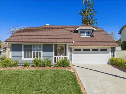 23433 Via Tehago, Valencia, CA MLS: SR25059512
