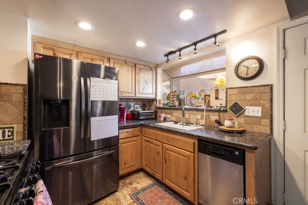 Additional image 8 of 1377 Club View Dr, Big Bear Lake, CA 92315