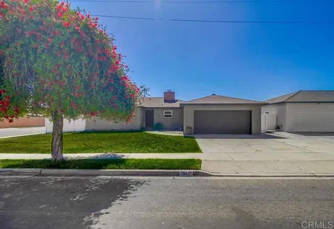 744 Ave, Chula Vista, CA MLS: PTP2502427