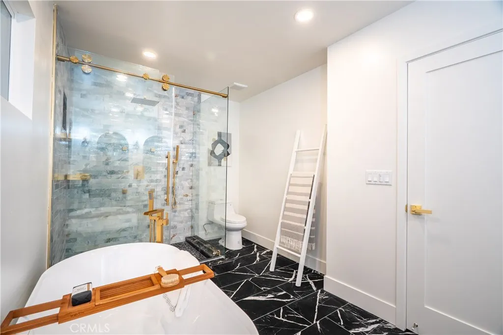 Additional image 60 of 6325 Long Street, Los Angeles, CA 90043