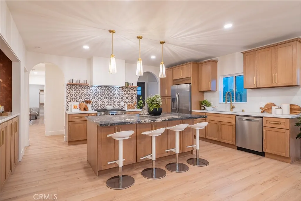 Additional image 8 of 6325 Long Street, Los Angeles, CA 90043