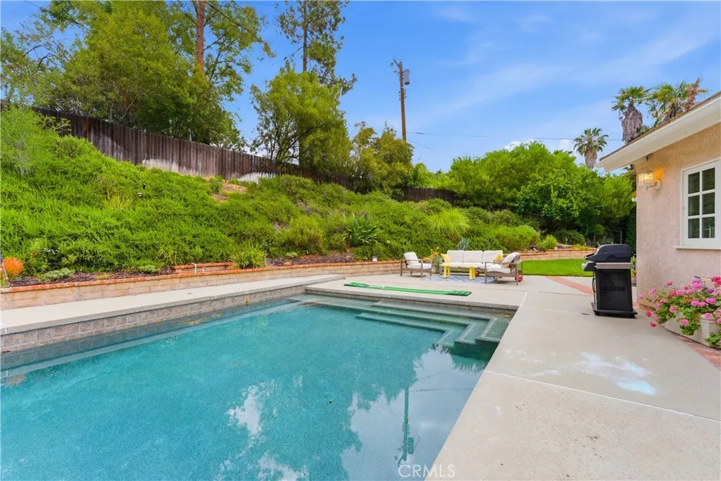 Additional image 91 of 19511 Rosita St, Tarzana, CA 91356