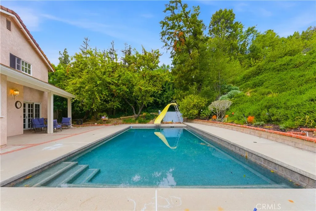 Additional image 92 of 19511 Rosita St, Tarzana, CA 91356
