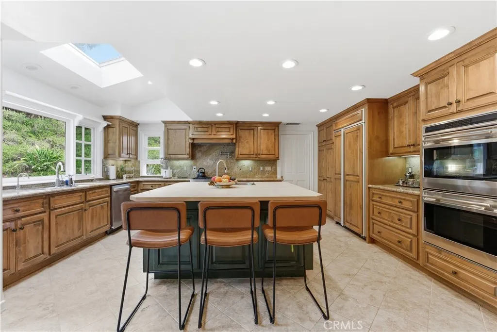 Additional image 70 of 19511 Rosita St, Tarzana, CA 91356