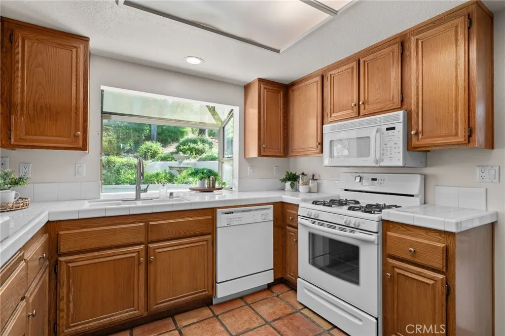 Additional image 16 of 29290 Jasmine Place, Highland, CA 92346