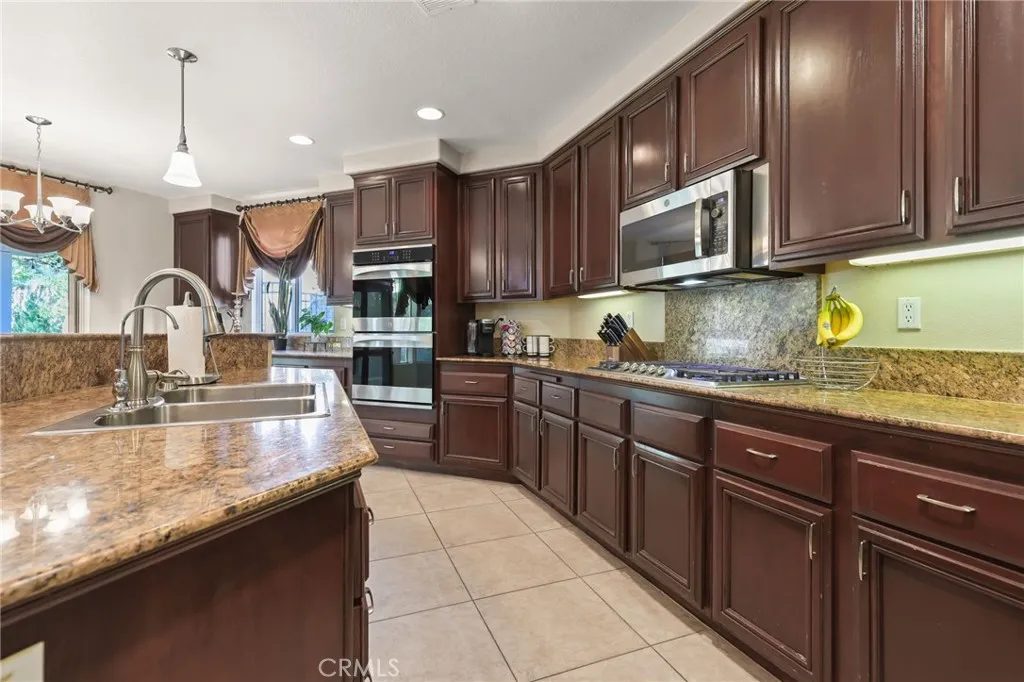 Additional image 81 of 14215 Everglades Court, Canyon Country, CA 91387