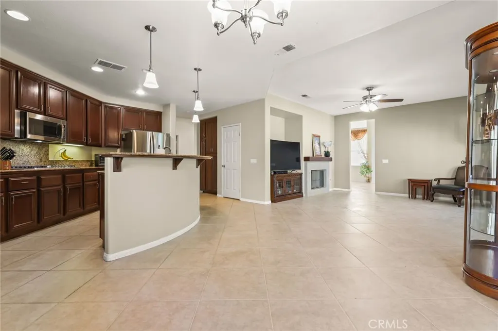 Additional image 19 of 14215 Everglades Court, Canyon Country, CA 91387