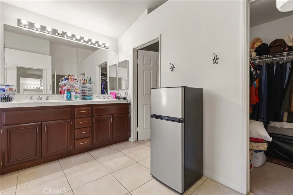 Additional image 88 of 14215 Everglades Court, Canyon Country, CA 91387