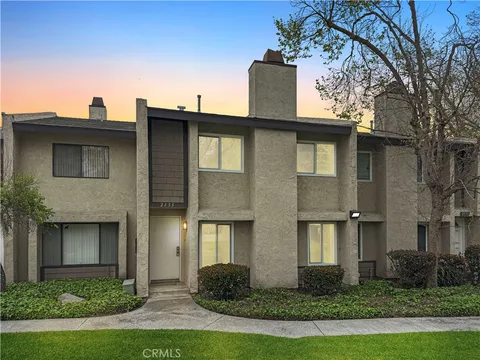 2135 N Fairview Street Unit 18, Santa Ana, CA 92706 - MLS#: CV25076262