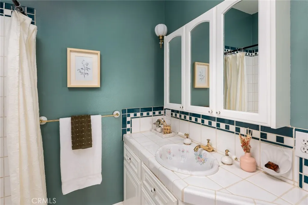 Additional image 32 of 932 N Avenue 65 Ave, Los Angeles, CA 90042