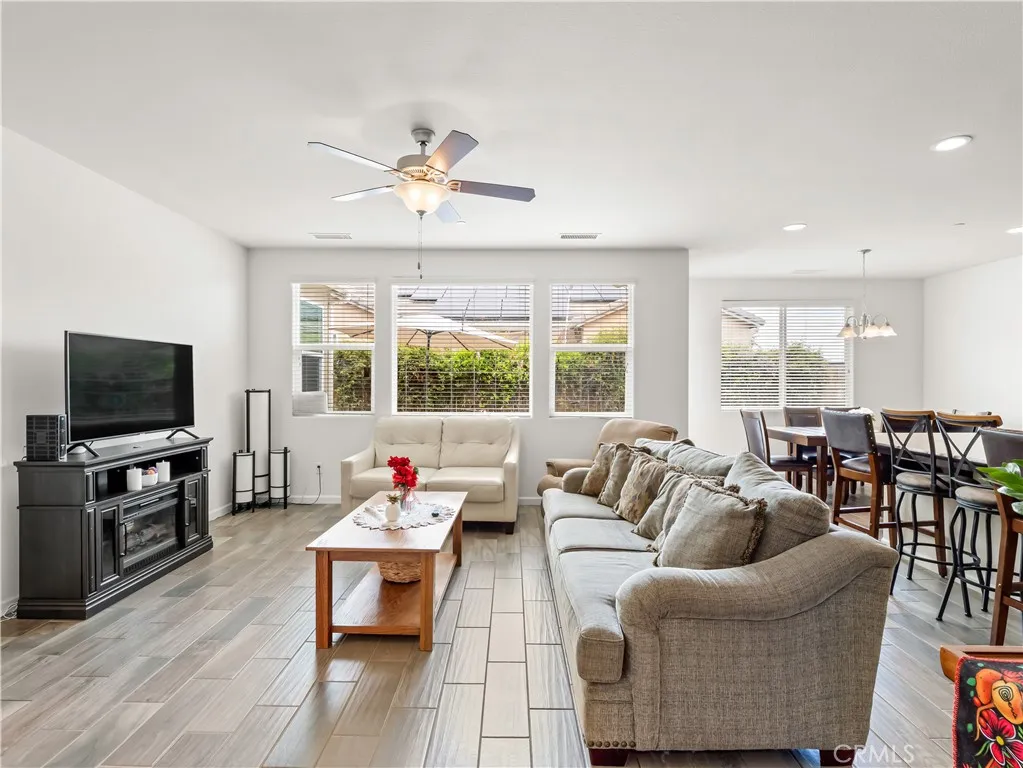 Additional image 43 of 2459 Lombard Ln, Clovis, CA 93619