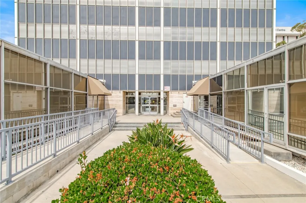 Additional image 52 of 4305 Torrance Blvd Unit 306, Torrance, CA 90503