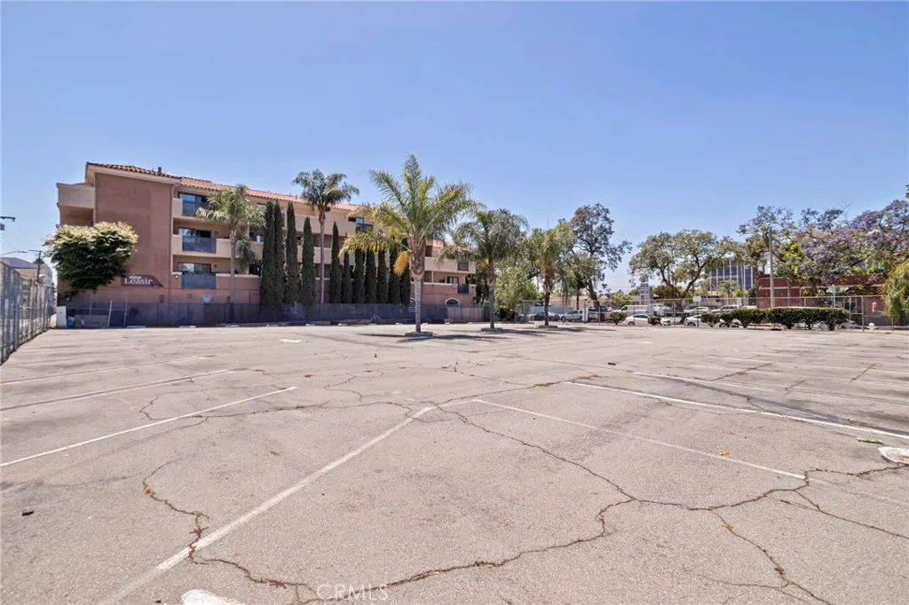 Additional image 32 of 202 E 17th St, Santa Ana, CA 92706