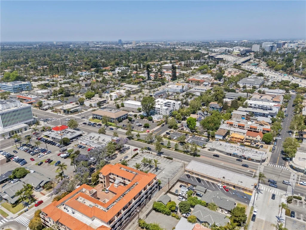 Additional image 8 of 202 E 17th St, Santa Ana, CA 92706