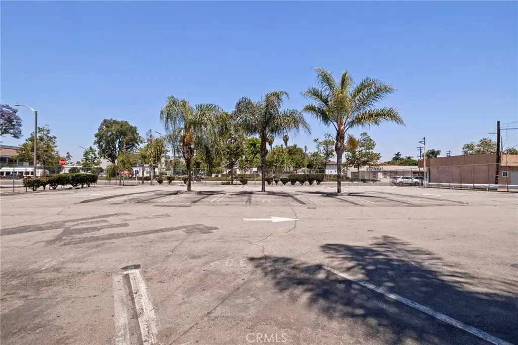 Additional image 16 of 202 E 17th St, Santa Ana, CA 92706