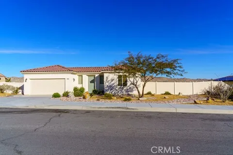 56172 Mountain View Trail, Yucca Valley, CA 92284 - MLS#: CV23220765