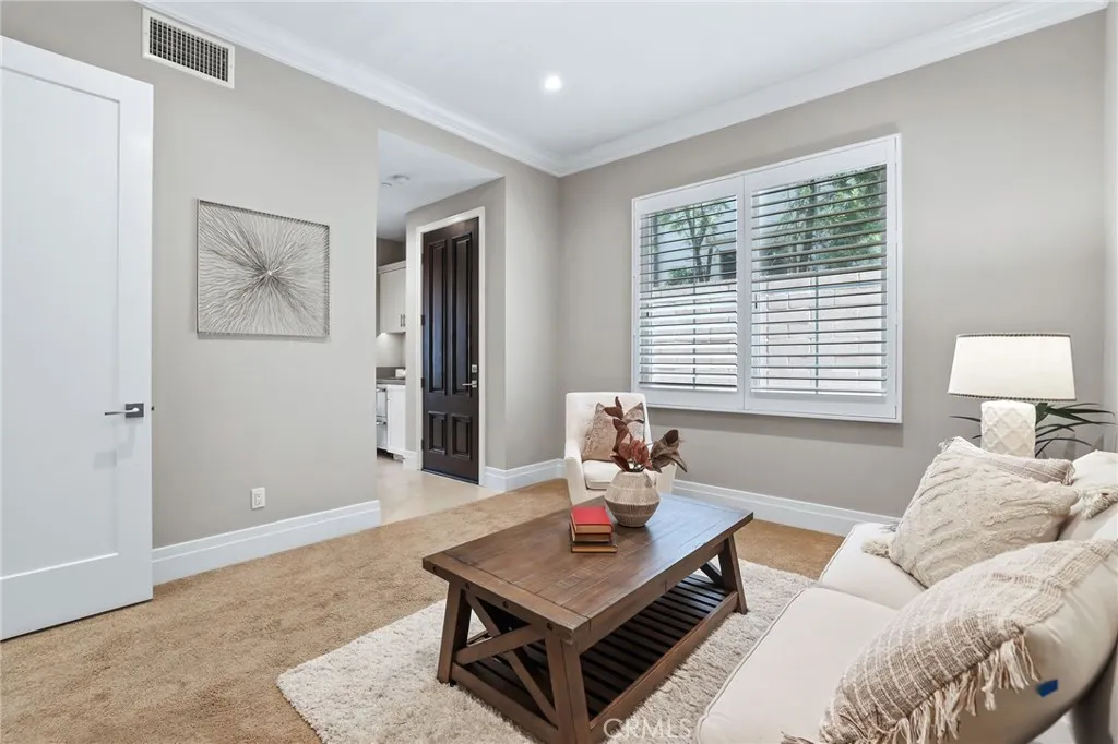 Additional image 101 of 154 Roscomare, Irvine, CA 92602