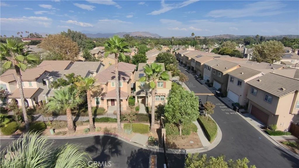 6233 Ash Ln, Riverside, CA 92504 photo 3