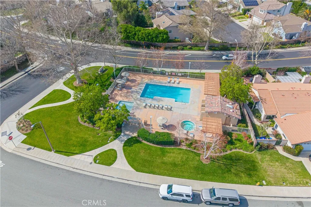 25712 Lupita Dr, Valencia, CA 91355