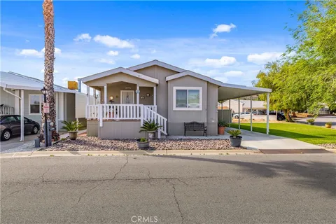 40701 Rancho Vista Boulevard Unit 148, Palmdale, CA MLS: SR25094769