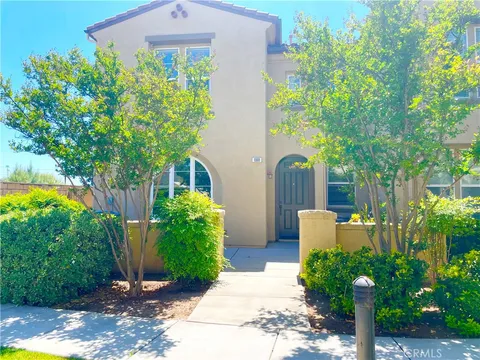 1800 E Lakeshore Drive Unit 1901, Lake Elsinore, CA MLS: RS25086698