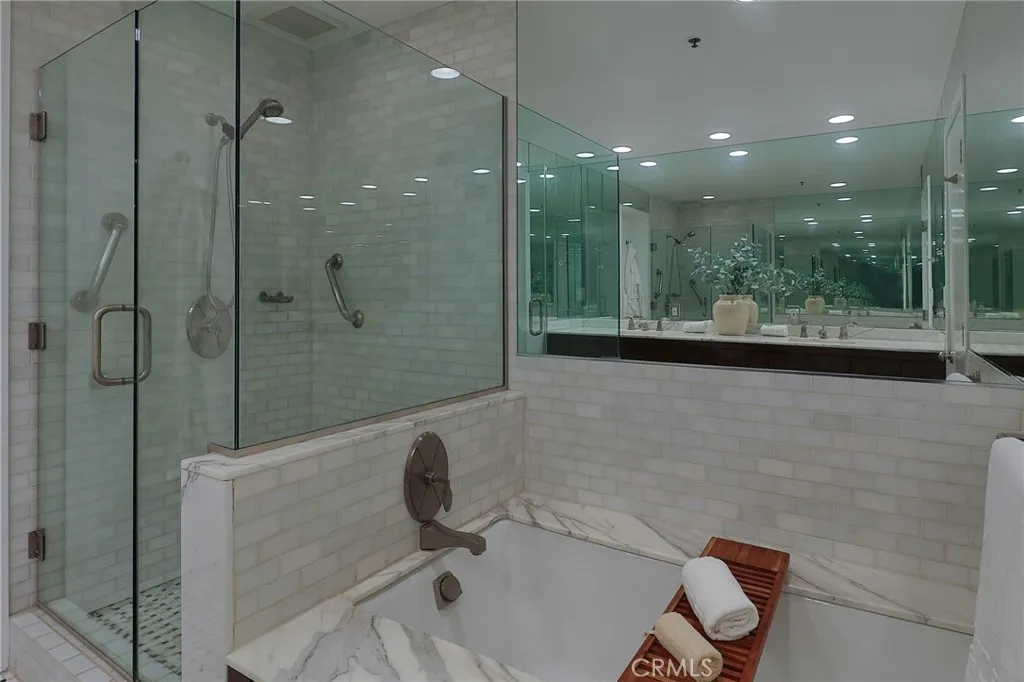 Additional image 19 of 10560 Wilshire Boulevard Unit 906, Los Angeles, CA 90024