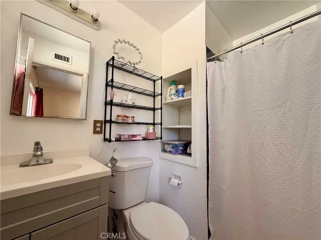 Additional image 33 of 12471 Claretta St, Pacoima, CA 91331