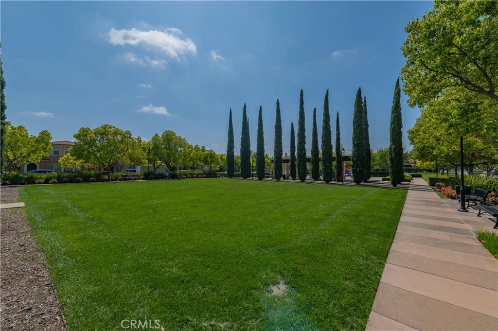 83 Twin Gables, Irvine, CA 92620