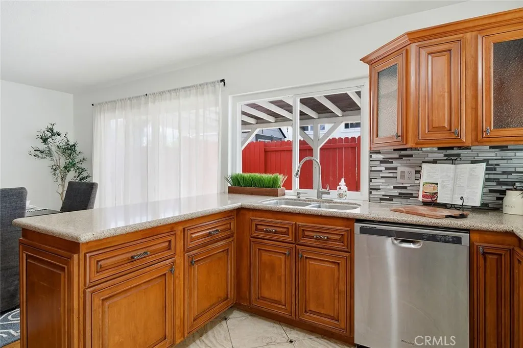 Additional image 111 of 1330 Turquoise Dr, Corona, CA 92882