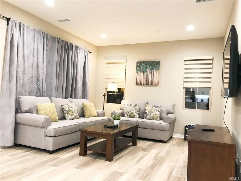 158 Excursion, Irvine, CA 92618 photo 4