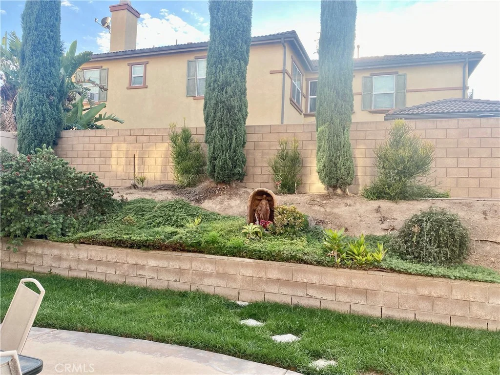 7585 Shadyside Way, Eastvale, CA 92880