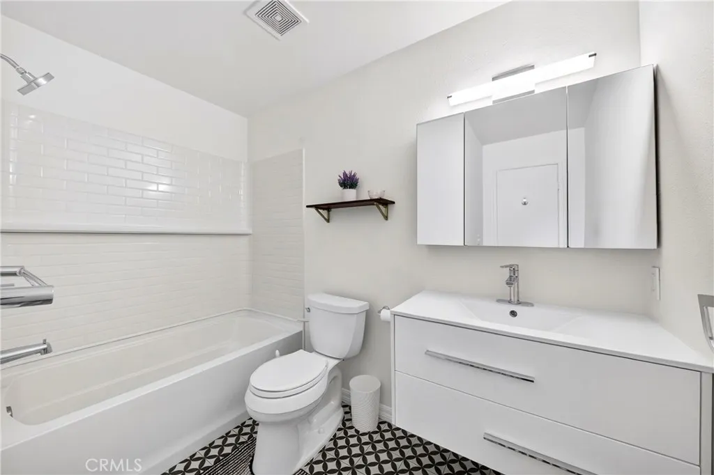 Additional image 39 of 15020 Victory Boulevard Unit 104, Van Nuys, CA 91411
