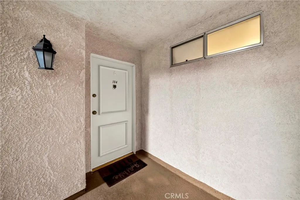 Additional image 17 of 15020 Victory Boulevard Unit 104, Van Nuys, CA 91411