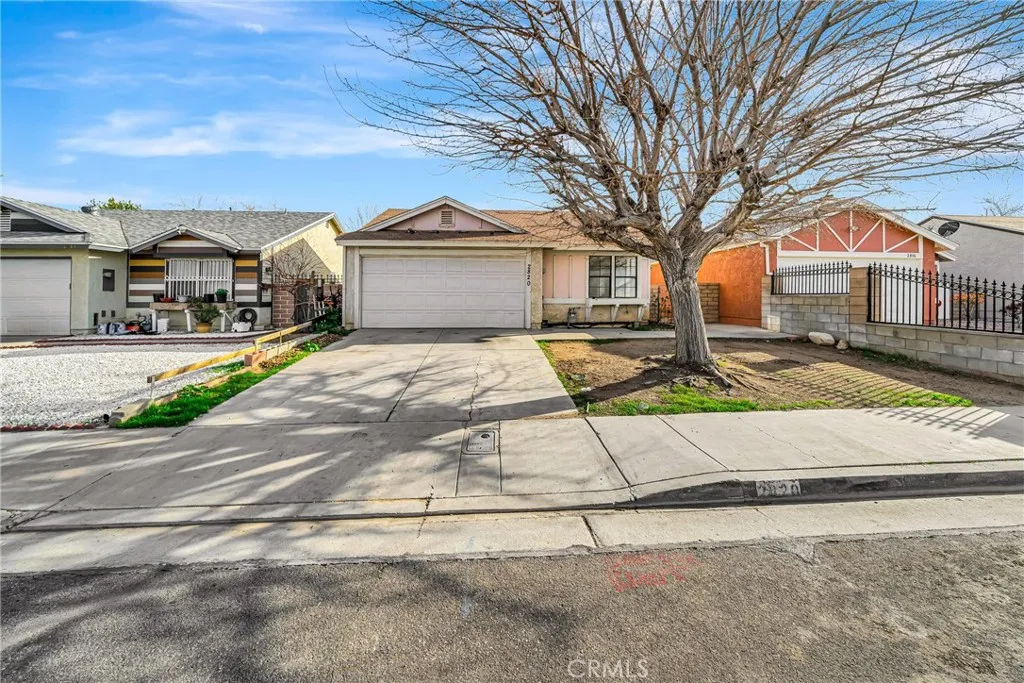 2820 E Avenue S Ave S, Palmdale, CA 93550