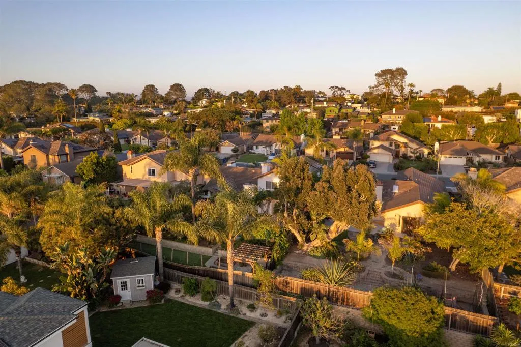 1062 Monterey Vista Way, Encinitas, CA 92024