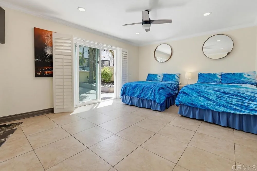 Additional image 102 of 728 Jamaica Court, San Diego, CA 92109