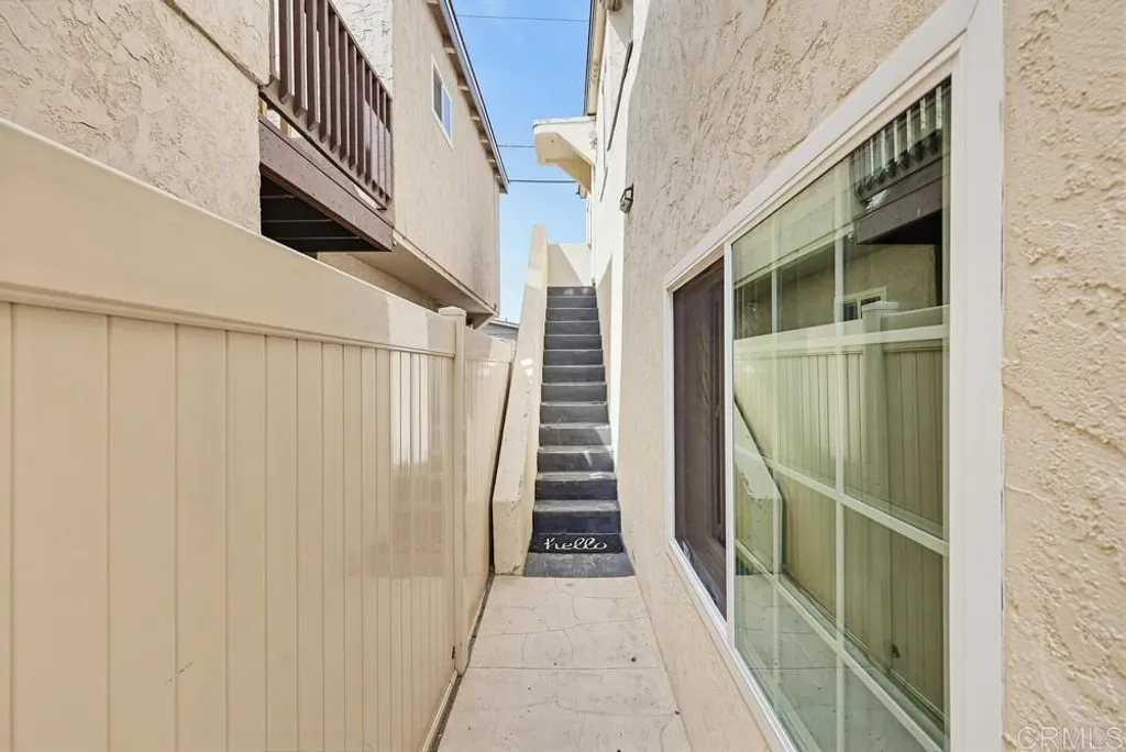 Additional image 56 of 728 Jamaica Court, San Diego, CA 92109