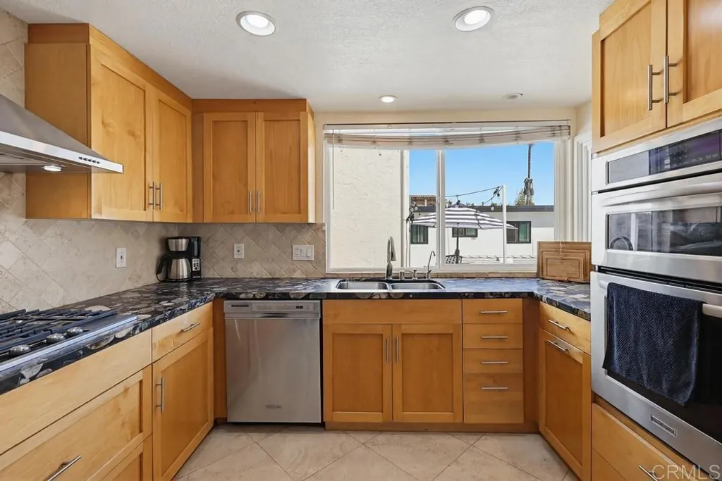 Additional image 26 of 728 Jamaica Court, San Diego, CA 92109