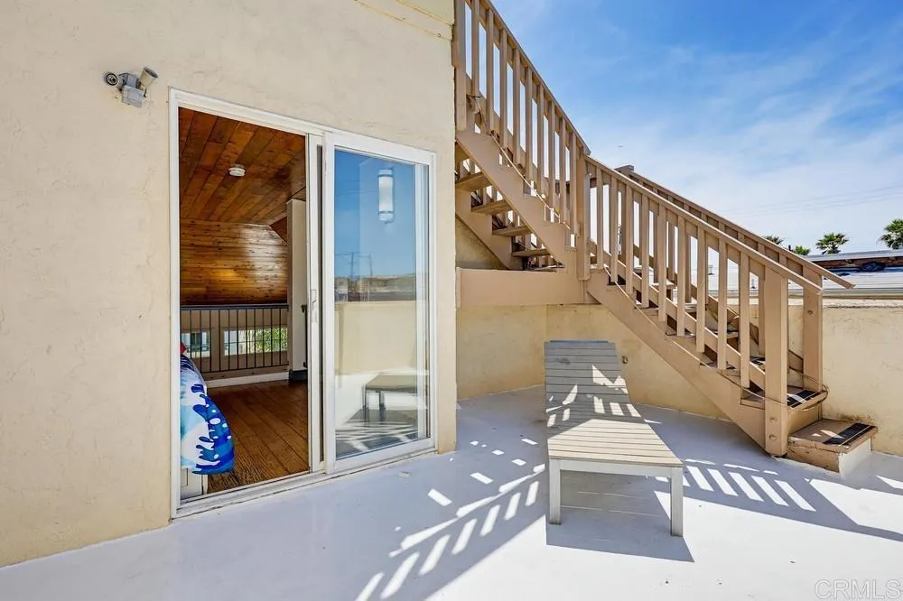 Additional image 122 of 728 Jamaica Court, San Diego, CA 92109